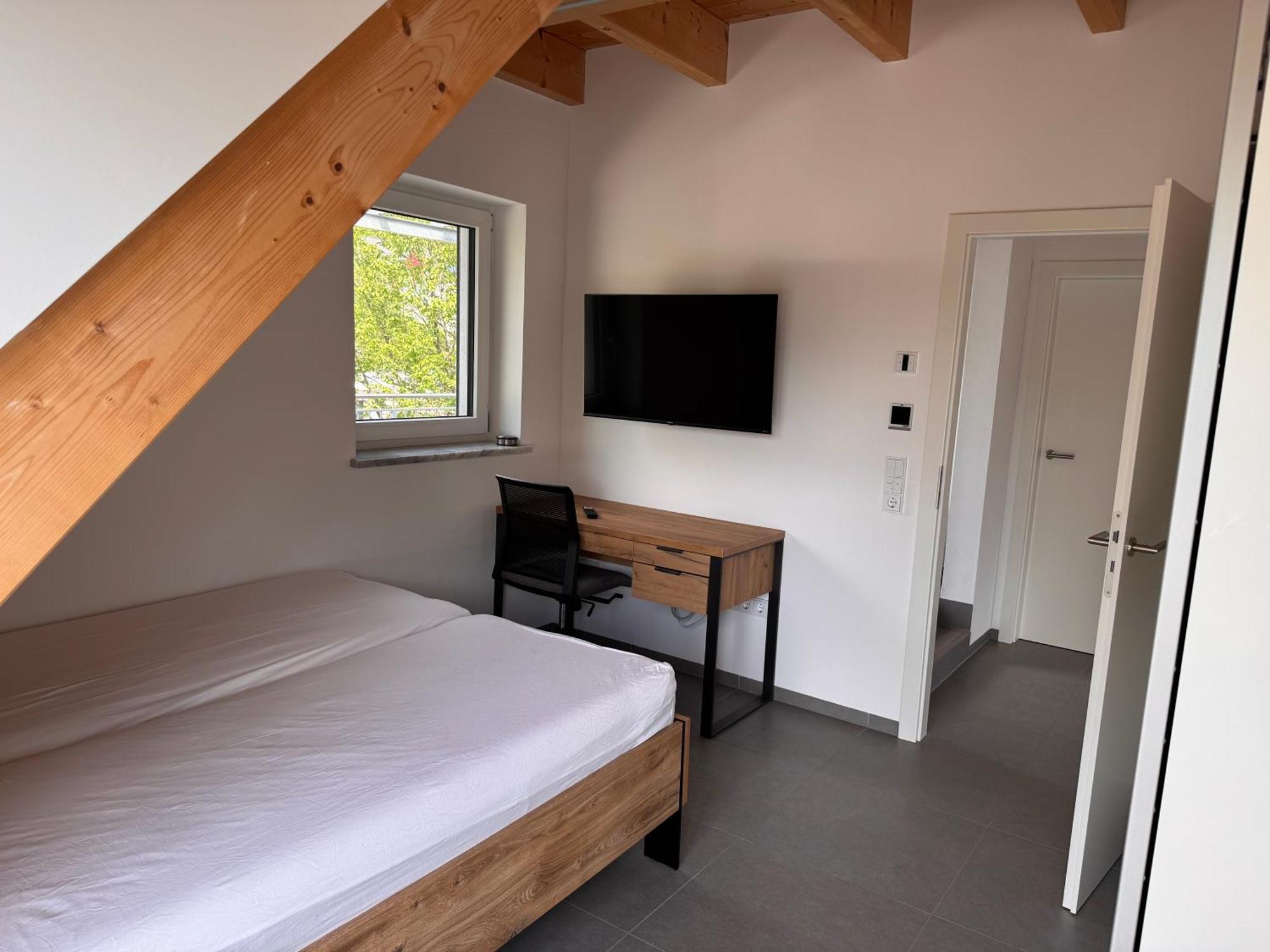 Moderne Ferienunterkunft/Wohnung Burgthann Extérieur photo