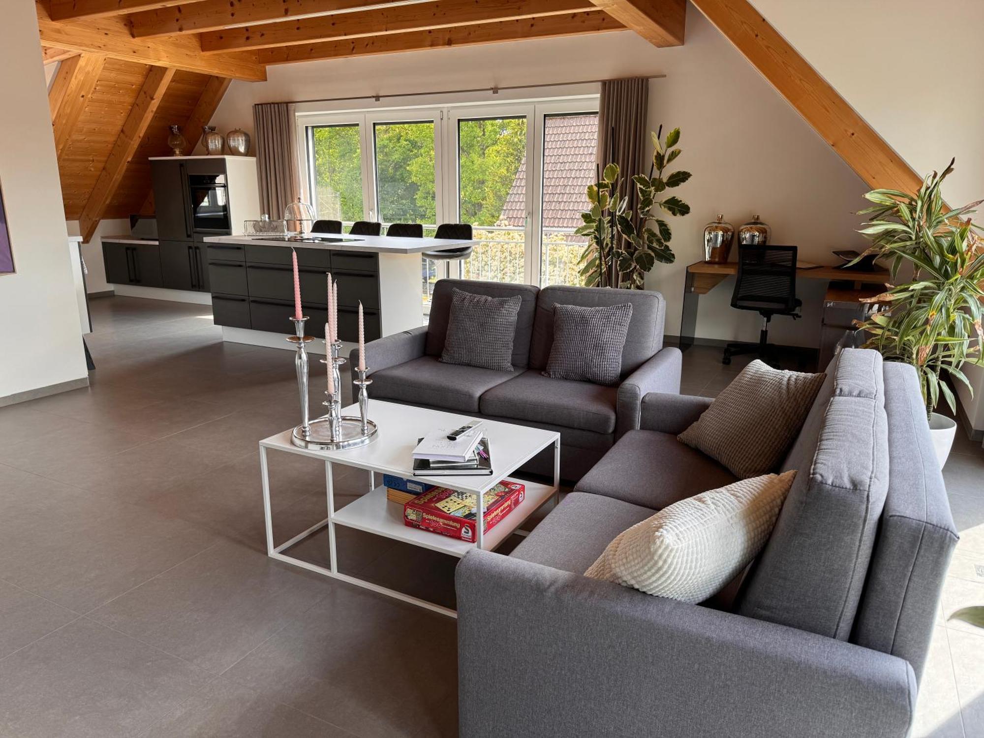 Moderne Ferienunterkunft/Wohnung Burgthann Extérieur photo