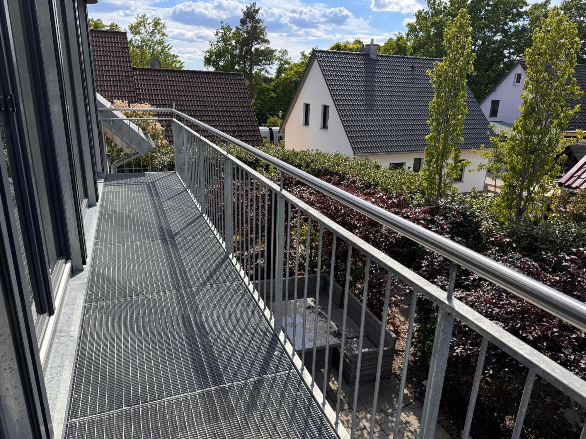 Moderne Ferienunterkunft/Wohnung Burgthann Extérieur photo